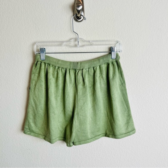 Boutique Green Knit Long Sleeve Sweater & Drawstring Pocket Shorts Set - Picture 5 of 13